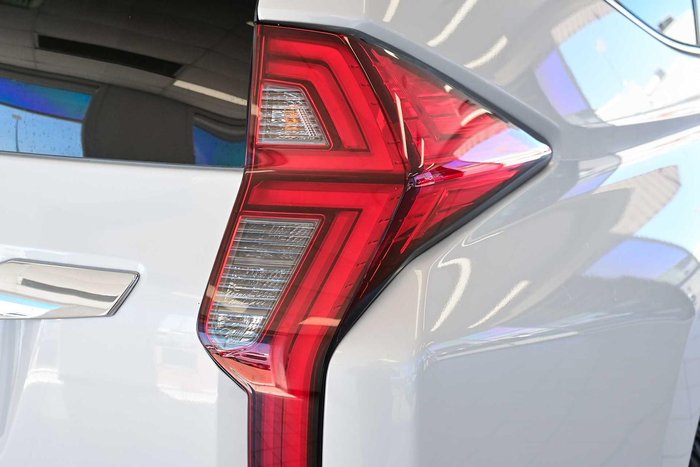 2025 Mitsubishi Pajero Sport GLS