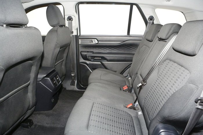 2023 Ford Everest Ambiente