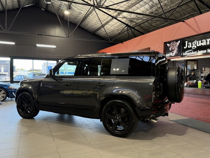 2023 Land Rover Defender 110 P525 V8