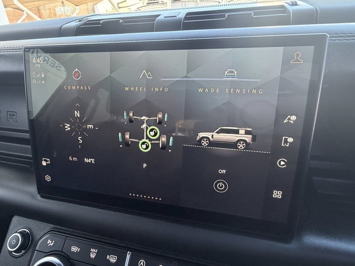 2023 Land Rover Defender 110 P525 V8