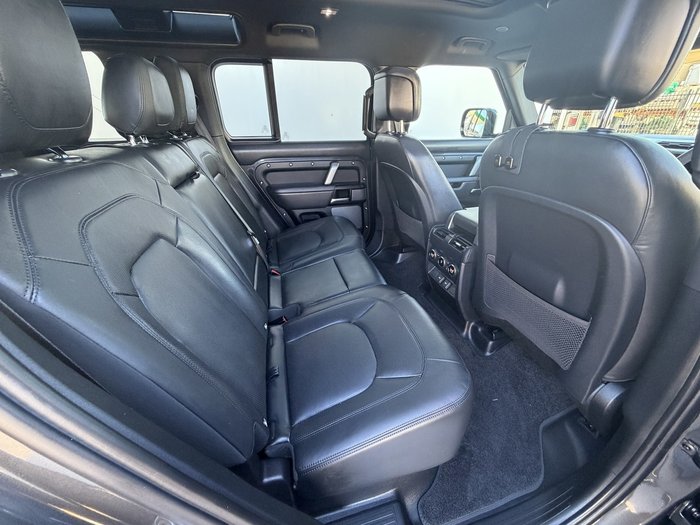 2023 Land Rover Defender 110 P525 V8