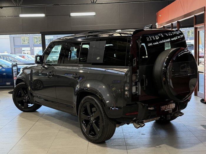 2023 Land Rover Defender 110 P525 V8