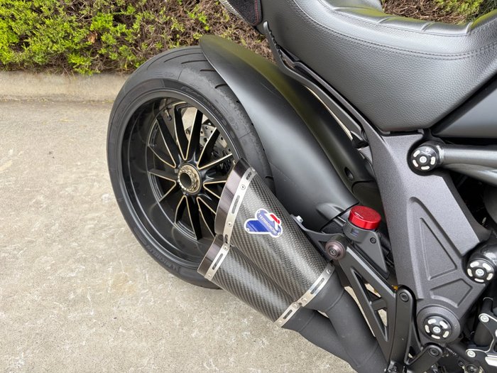 2015 DUCATI DIAVEL DARK STEALTH Black