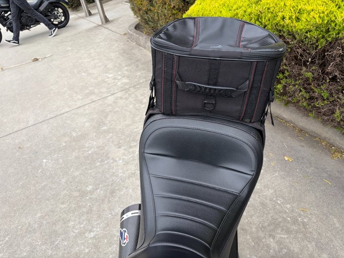 2015 DUCATI DIAVEL DARK STEALTH Black