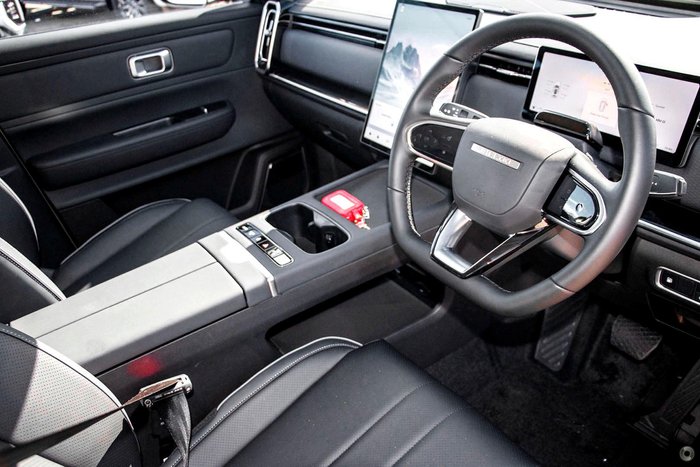 2025 Jaecoo J7 SHS Track