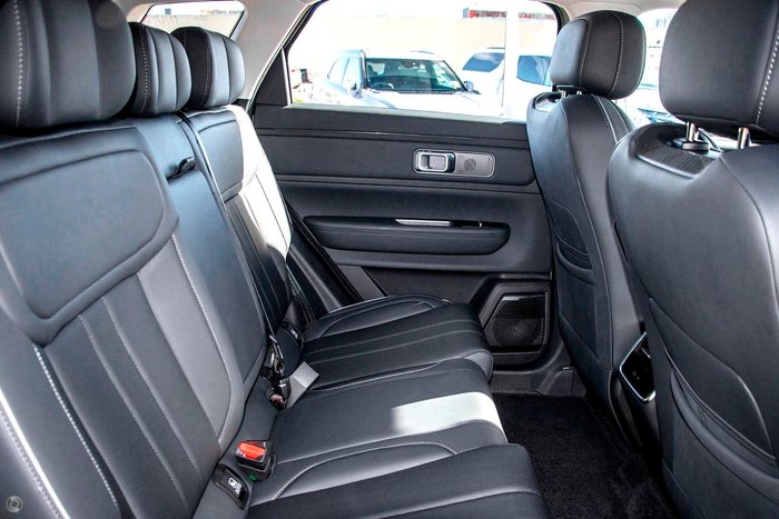 2025 Jaecoo J7 SHS Track