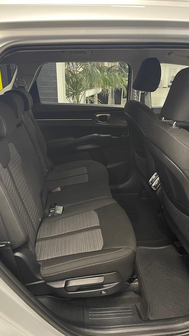 2022 Kia Sorento Sport