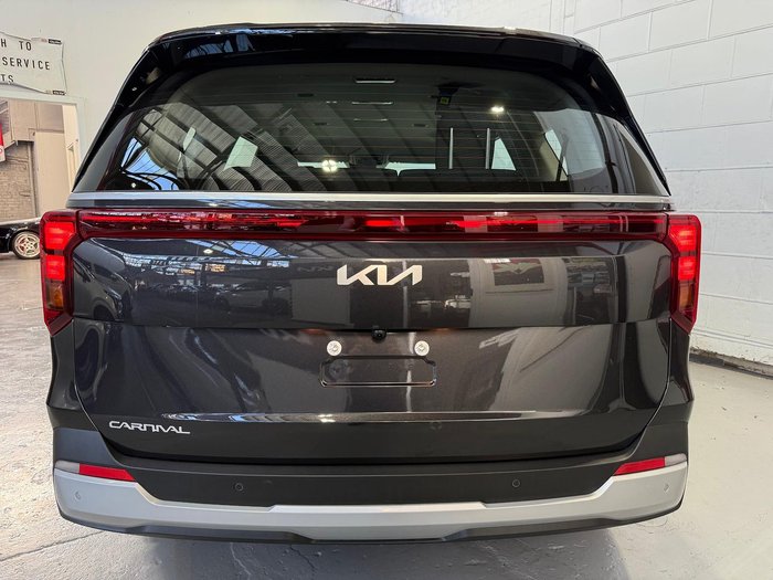 2025 Kia Carnival S