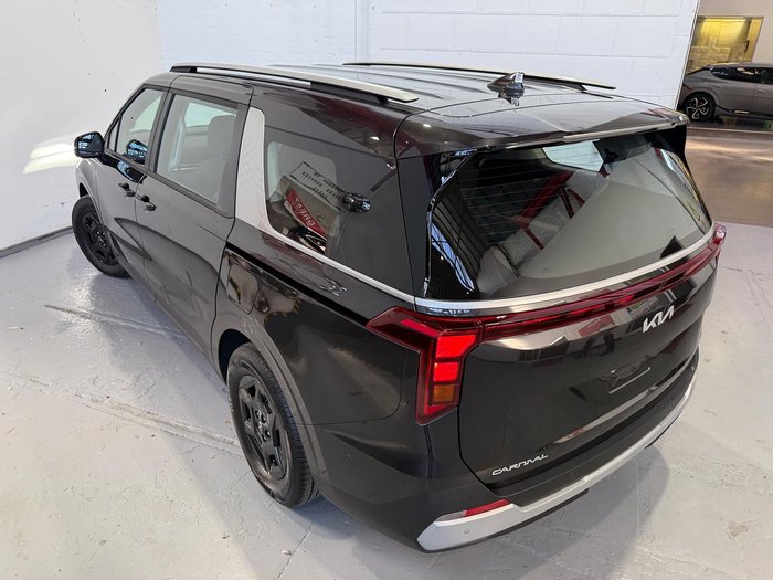 2025 Kia Carnival S