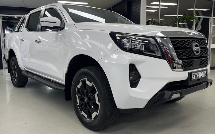 2023 Nissan Navara ST-X