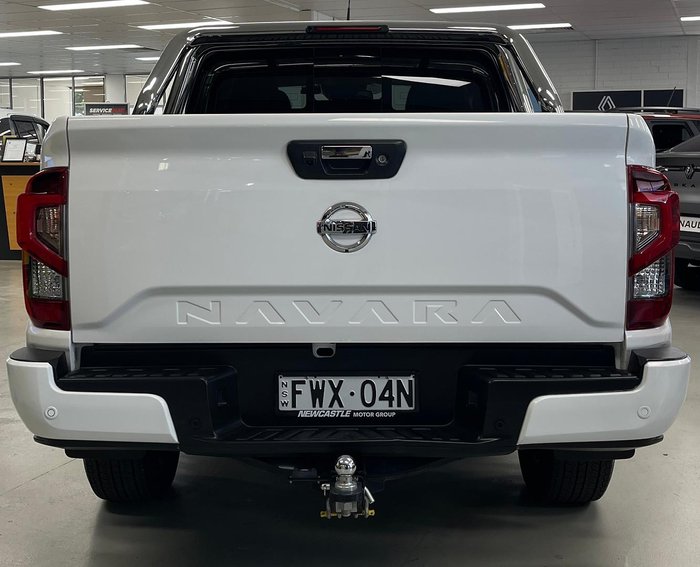 2023 Nissan Navara ST-X