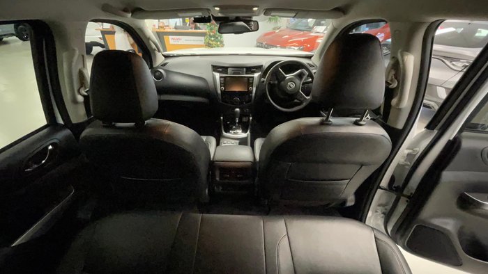 2023 Nissan Navara ST-X