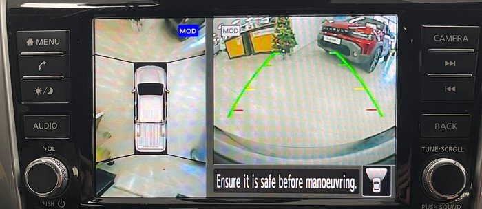 2023 Nissan Navara ST-X