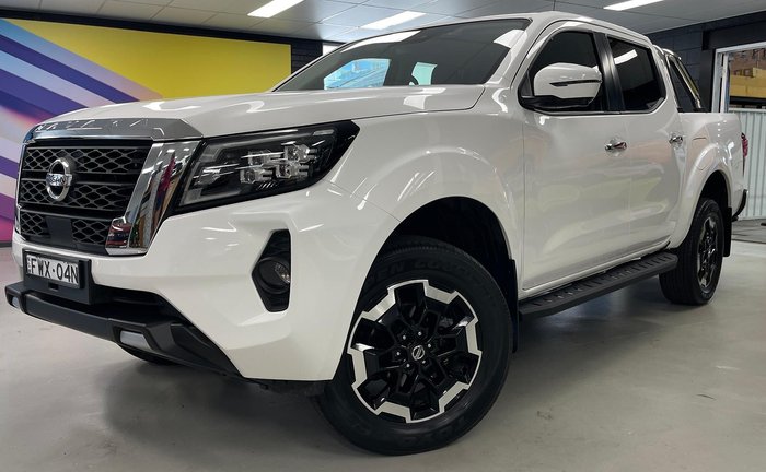 2023 Nissan Navara ST-X