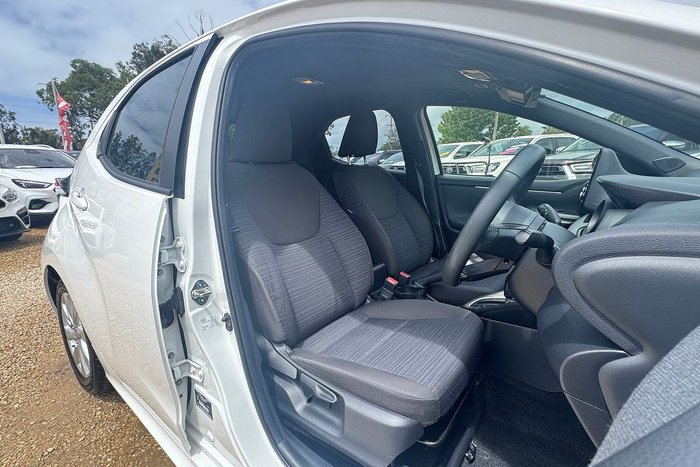 2021 Toyota Yaris SX Hybrid