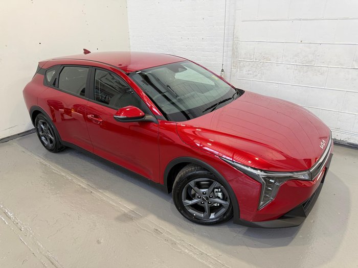 2025 Kia K4 S