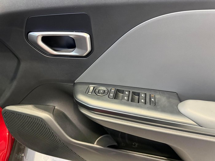 2025 Kia K4 S