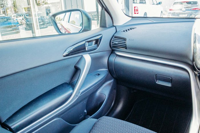 2023 Mitsubishi Eclipse Cross ES