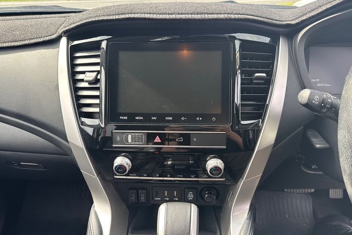 2022 Mitsubishi Pajero Sport GSR