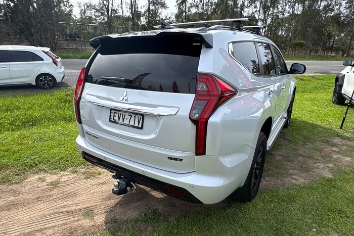 2022 Mitsubishi Pajero Sport GSR