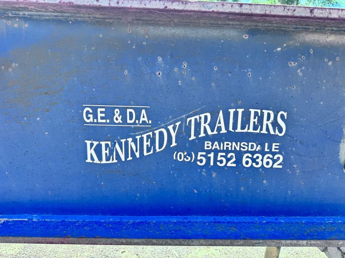 2009 Kennedy Flat Deck