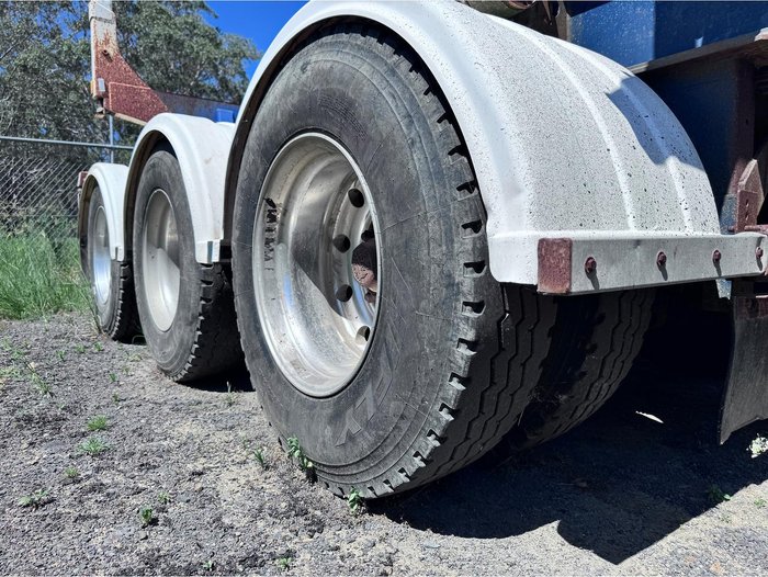 2009 Kennedy Flat Deck