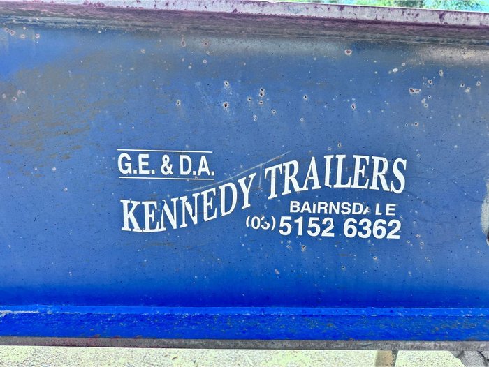 2009 Kennedy Flat Deck