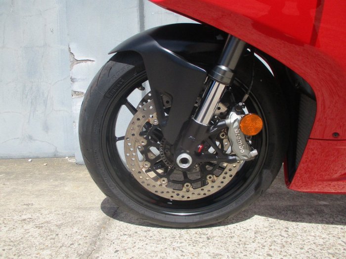 2022 DUCATI PANIGALE V2