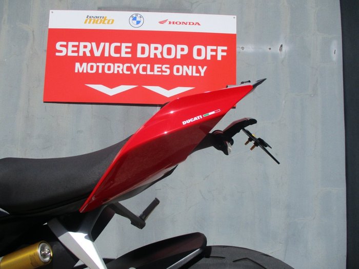 2022 DUCATI PANIGALE V2