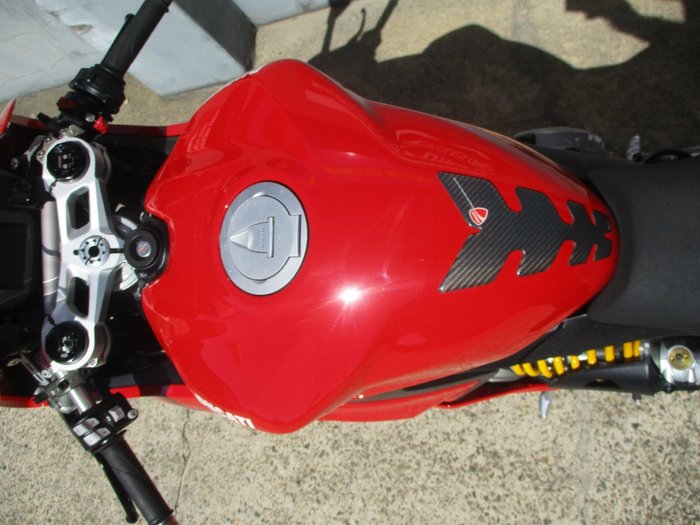 2022 DUCATI PANIGALE V2