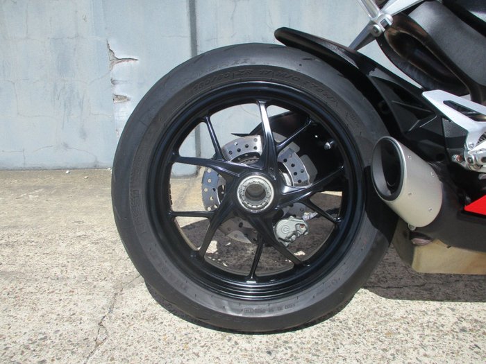 2022 DUCATI PANIGALE V2