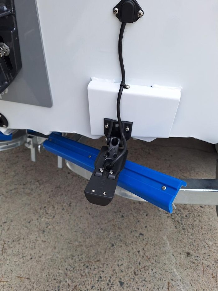 2025 QUINTREX 490 Renegade SC