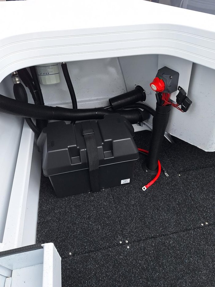 2026 QUINTREX 490 Renegade SC