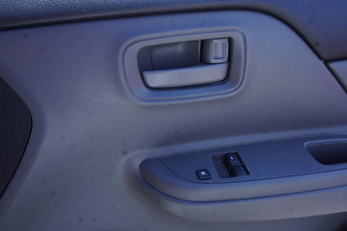 2018 Mitsubishi Triton GLX