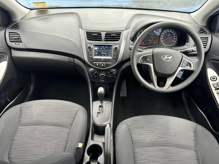 2016 Hyundai Accent Active