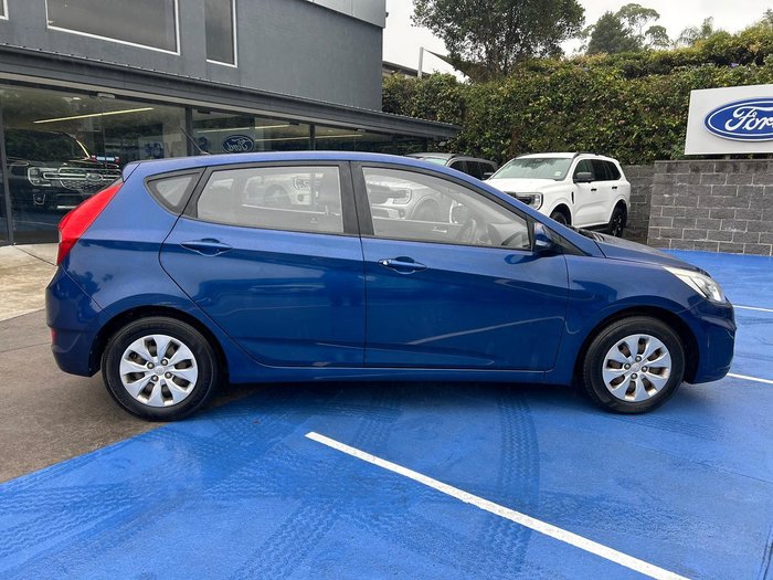 2016 Hyundai Accent Active