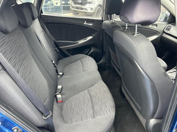 2016 Hyundai Accent Active