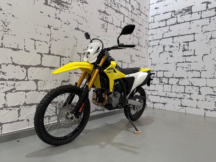 2025 Suzuki DR-Z4S DR-Z Yellow
