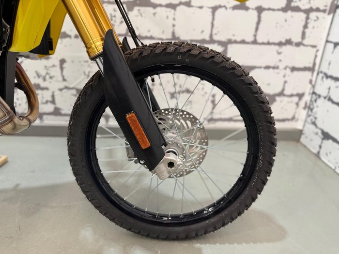 2025 Suzuki DR-Z4S DR-Z Yellow