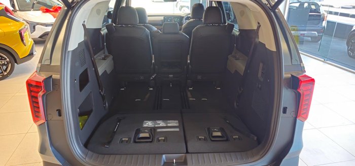 2025 Kia Carnival GT-Line HEV