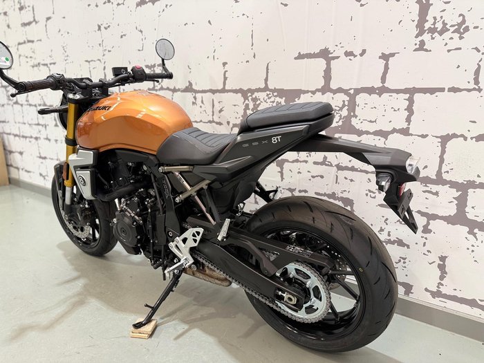 2025 Suzuki GSX-8T GSX-S Gold