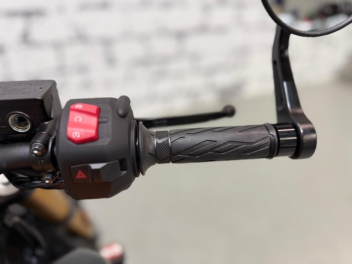 2025 Suzuki GSX-8T GSX-S Gold