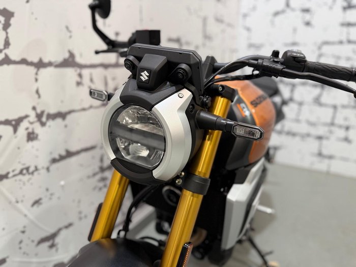 2025 Suzuki GSX-8T GSX-S Gold