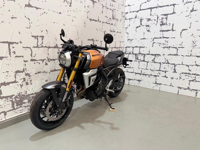 2025 Suzuki GSX-8T GSX-S Gold