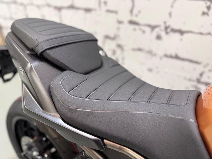 2025 Suzuki GSX-8T GSX-S Gold