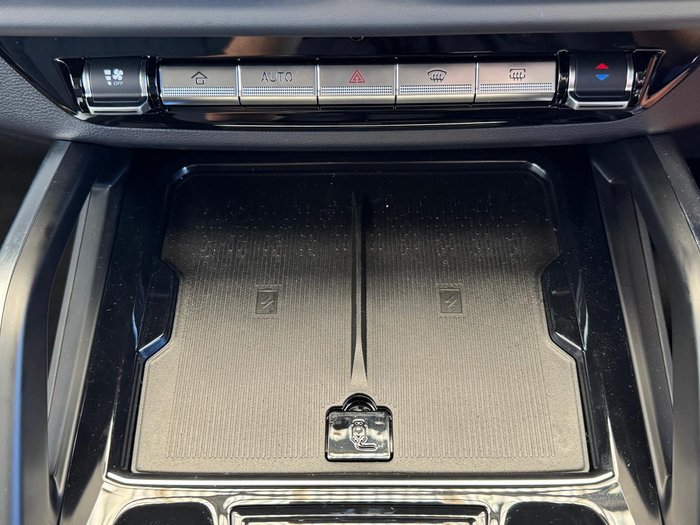 2025 LDV D90 Executive