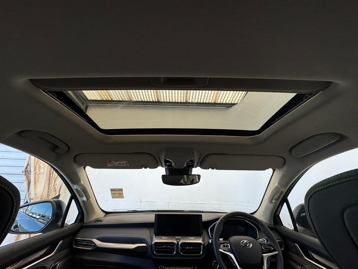 2025 LDV D90 Executive