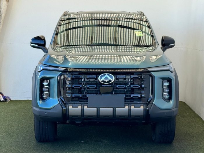 2025 LDV D90 Executive