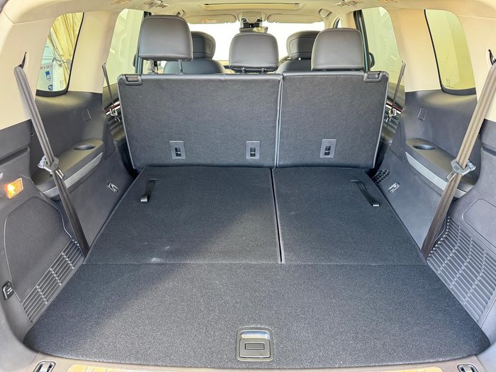 2025 LDV D90 Executive