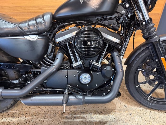 2017 Harley-davidson XL883 IRON 883 Black